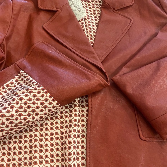 Women’s Red Faux Leather Jacket New size medium by Mystree M-L NEW - Picture 14 of 15